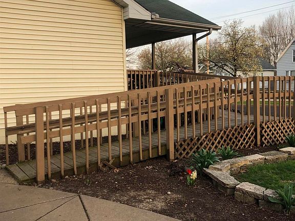 5th image of 531 W Hanssler Pl