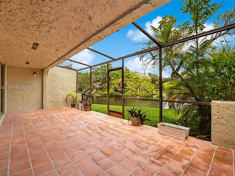 3719 Estepona Ave #18A1 — Photo 25