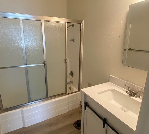 full bathroom