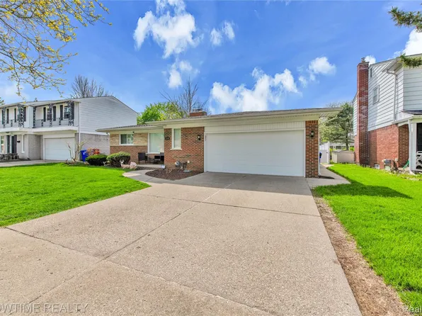 32411 Kelly Rd, Fraser, MI 48026
