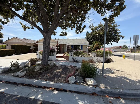 2512 W Fulcrum Pl, Anaheim, CA 92804