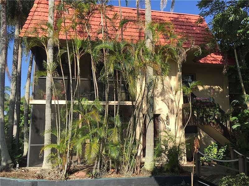 1st image of 740 NE 199th St APT 104G
