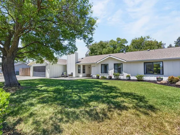 8333 Derringer Ct, Elverta, CA 95626