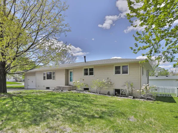 1120 Ashland St, Hastings, MN 55033