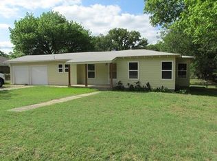 1017 N Stewart St, Azle, TX 76020