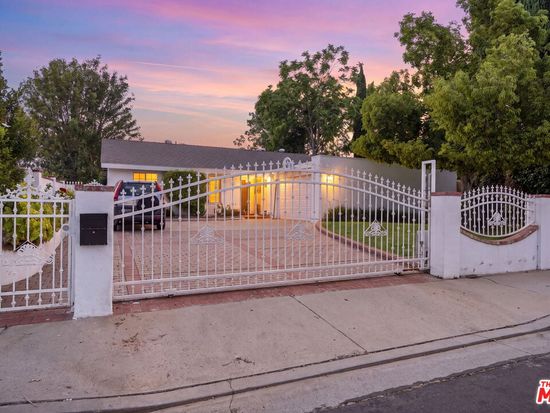 15421 Ryan St, Sylmar, CA 91342