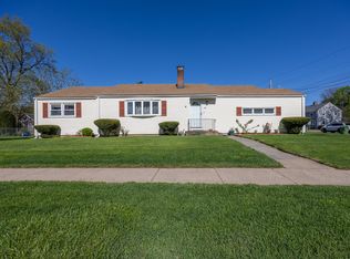 1111 Windsor Ave, Windsor, CT 06095