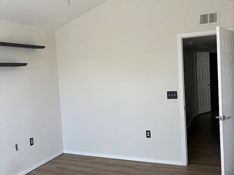 3002 W Elizabeth St #2H — Photo 8