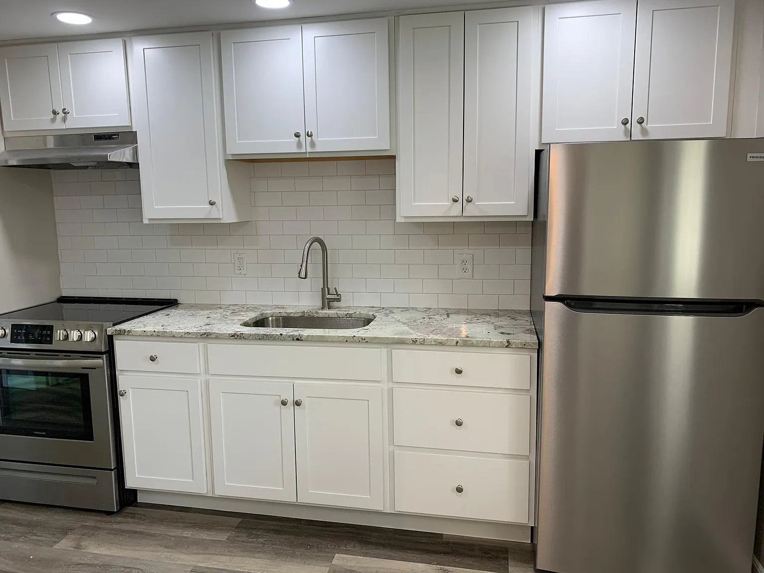 2 bed, 500 sqft, $1,400 — Photo 1