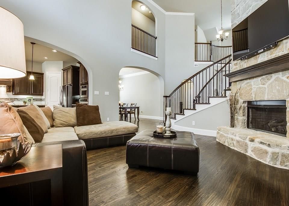 1st image of 1717 Bridle Blvd