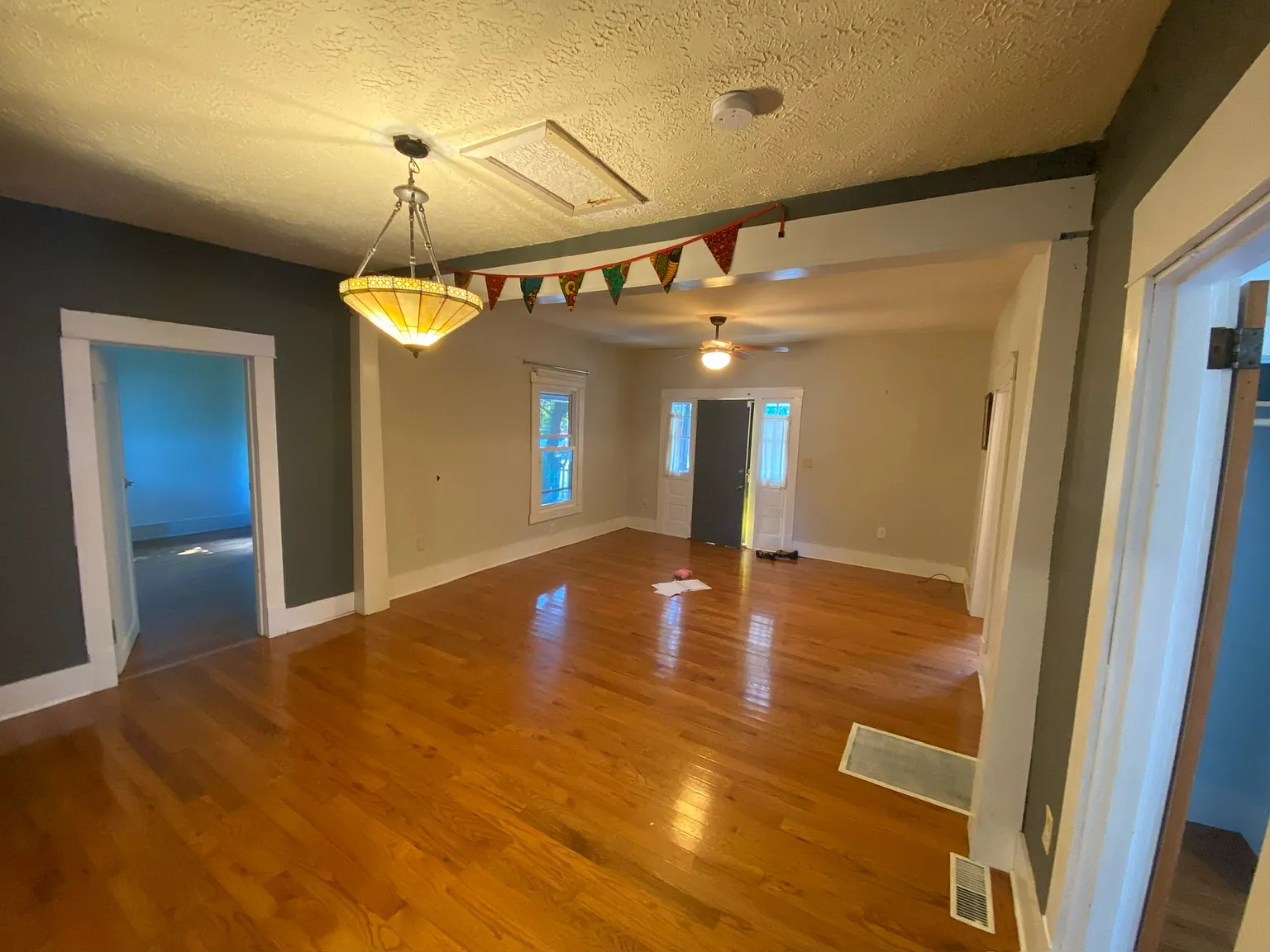 2 bed, 1158 sqft, $1,650 — Photo 2