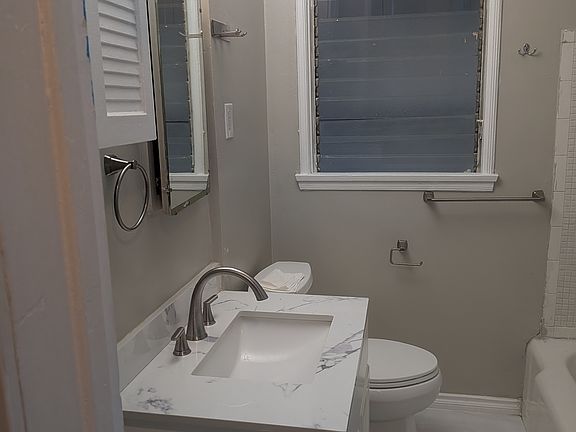 4th image of 9933 Covello St