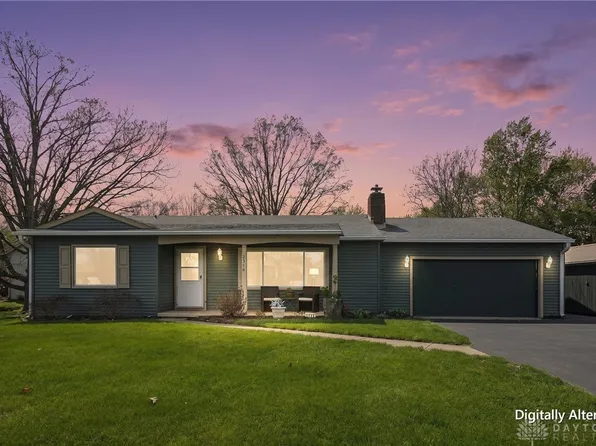 2318 Pawnee Dr, London, OH 43140