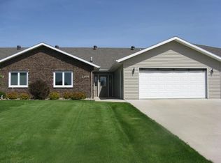 2304 20th Ave NW, Aberdeen, SD 57401