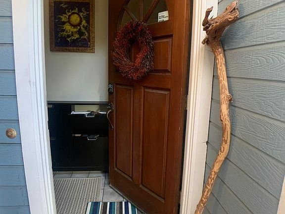 4th image of 1434 Essex St Unit 6