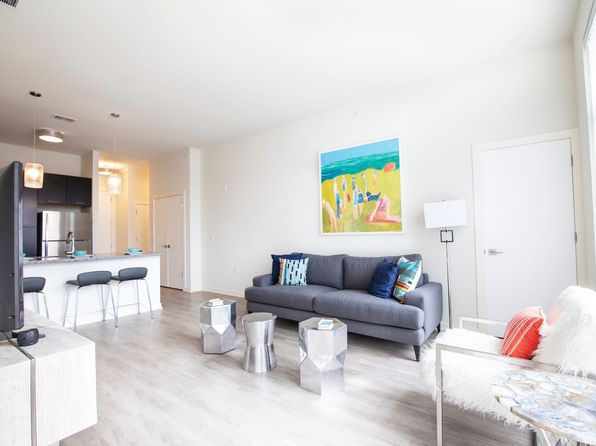 5204 S 76th St #B312