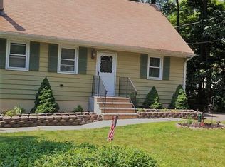 112 Leland Trl, Hopatcong, NJ 07843