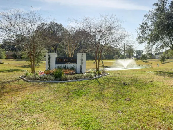 604 Channel Dr, Broussard, LA 70518
