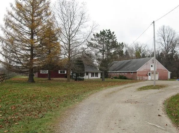 9824 Summerfield Rd, Temperance, MI 48182