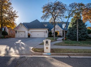 1017 Gulmor Dr, Edmond, OK 73034