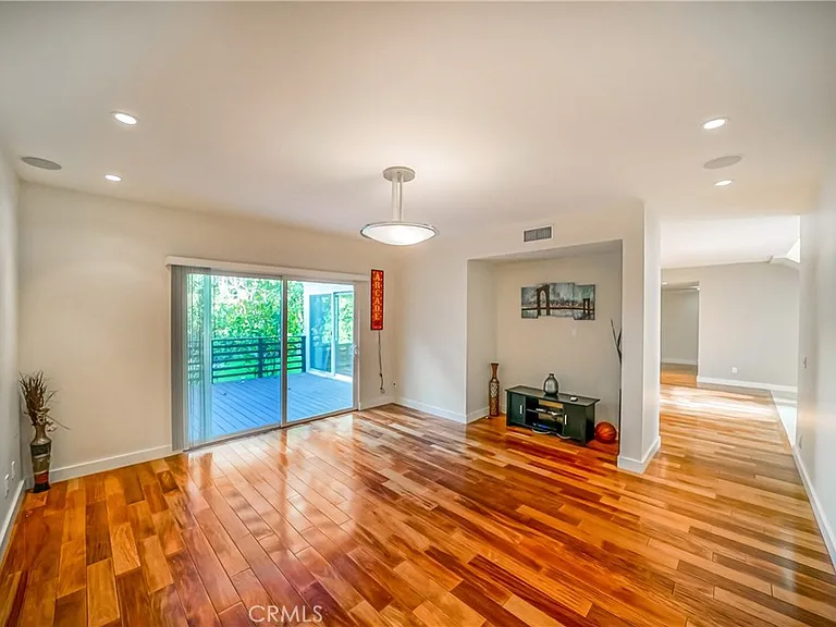 5512 Leghorn Ave — Photo 56