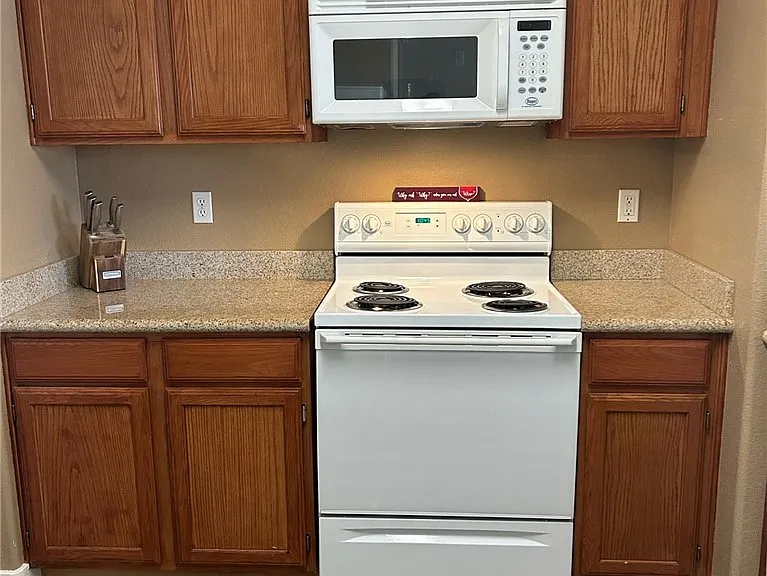 7255 W Sunset Rd #1001 — Photo 3
