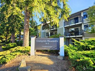 12508 NE 142nd Ln APT C105, Kirkland, WA