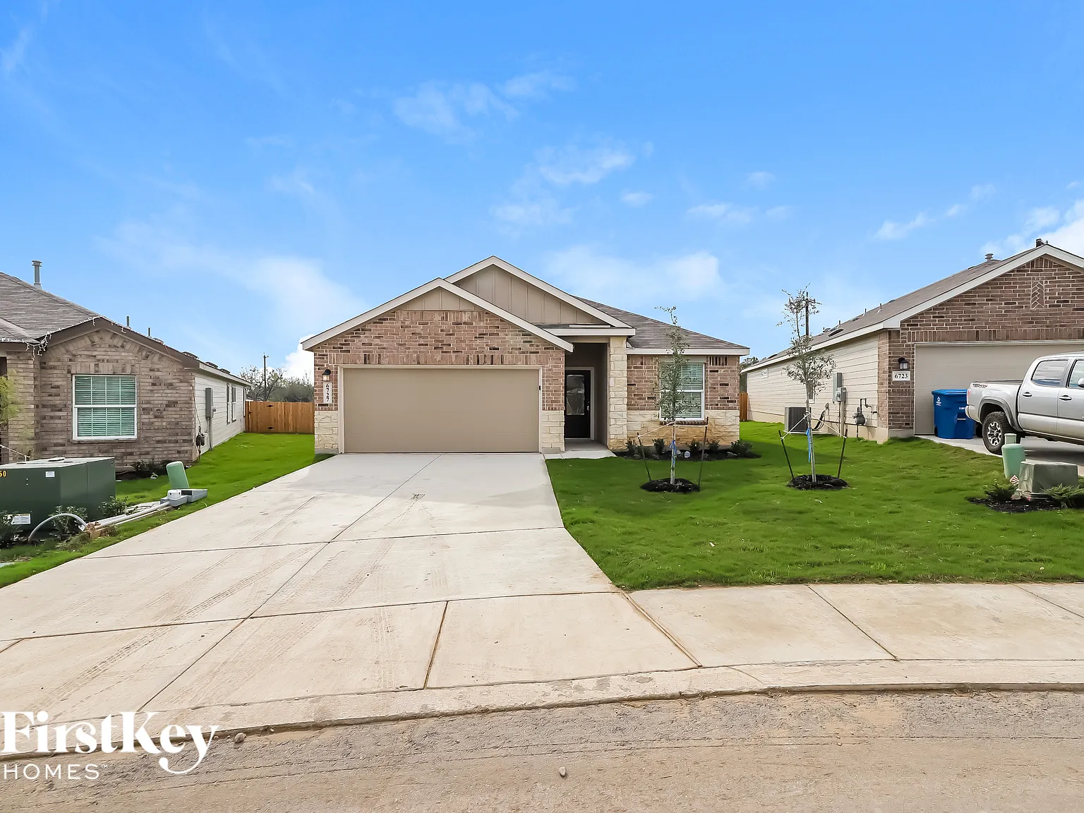 3 bed, 2.0 bath, 1675 sqft, $1,880 — Photo 1