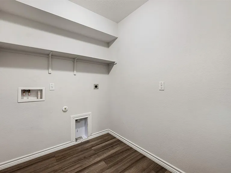 5678 Baffin Ln — Photo 33