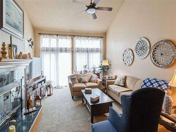 2nd image of 4400 Ep True Pkwy Unit 10