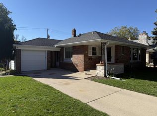 5443 W Hayes Ave, Milwaukee, WI 53219