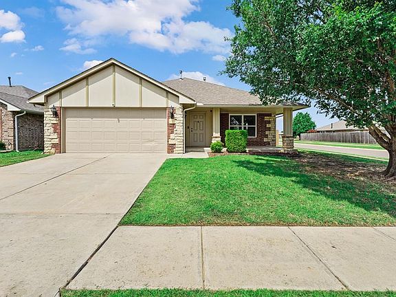 2nd image of 21201 River Lark Ln