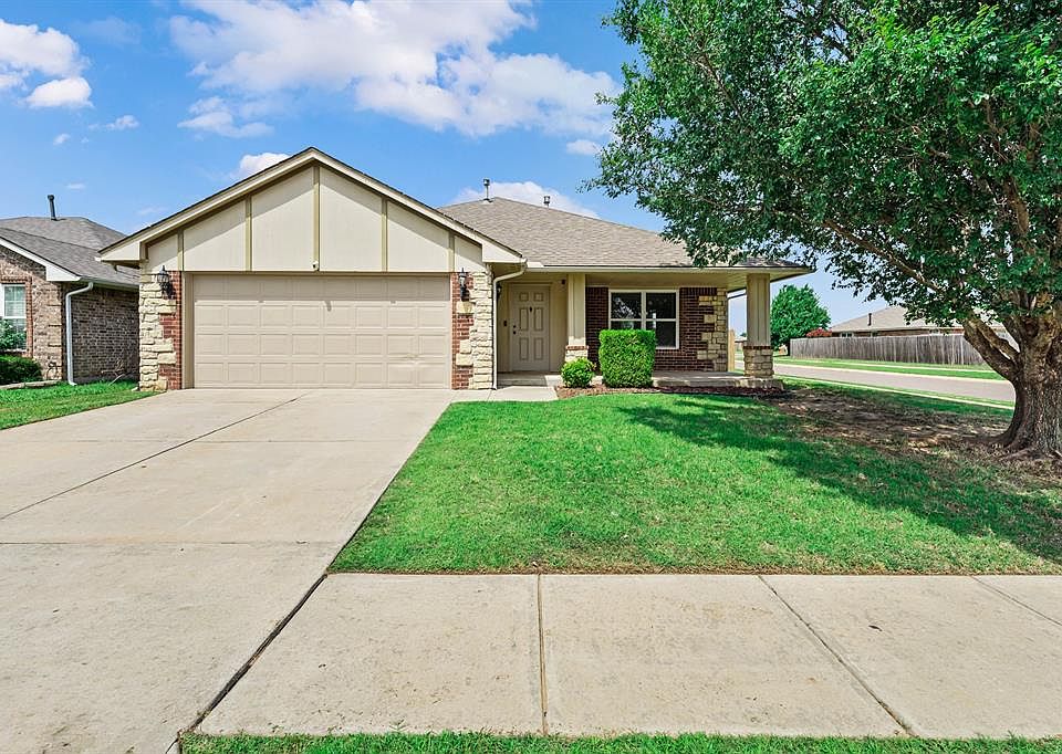 1st image of 21201 River Lark Ln