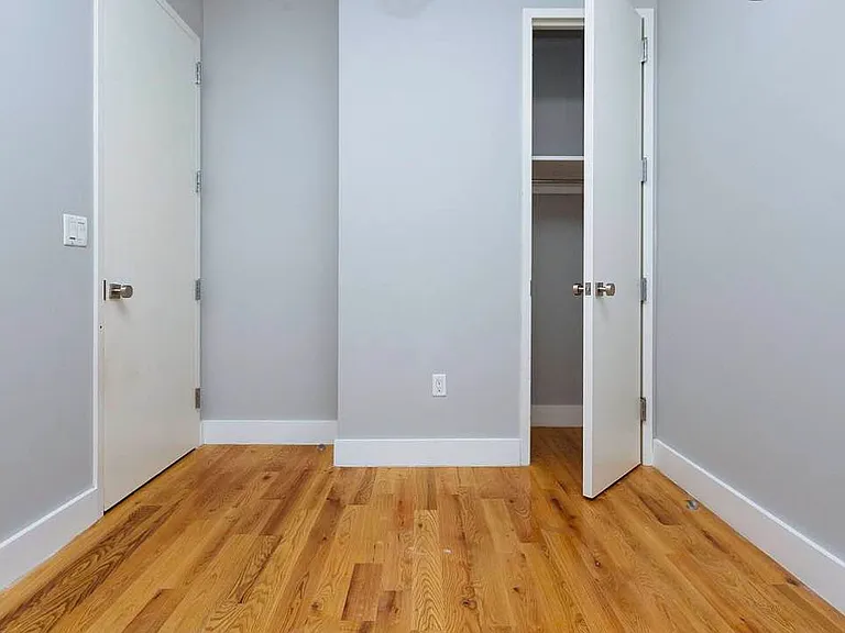456 Madison St #1L — Photo 5