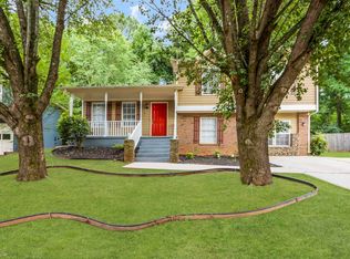 2107 Glenwood Downs Dr, Decatur, GA 30035