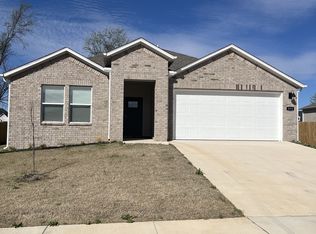 573 Arizona St, Farmington, AR 72730