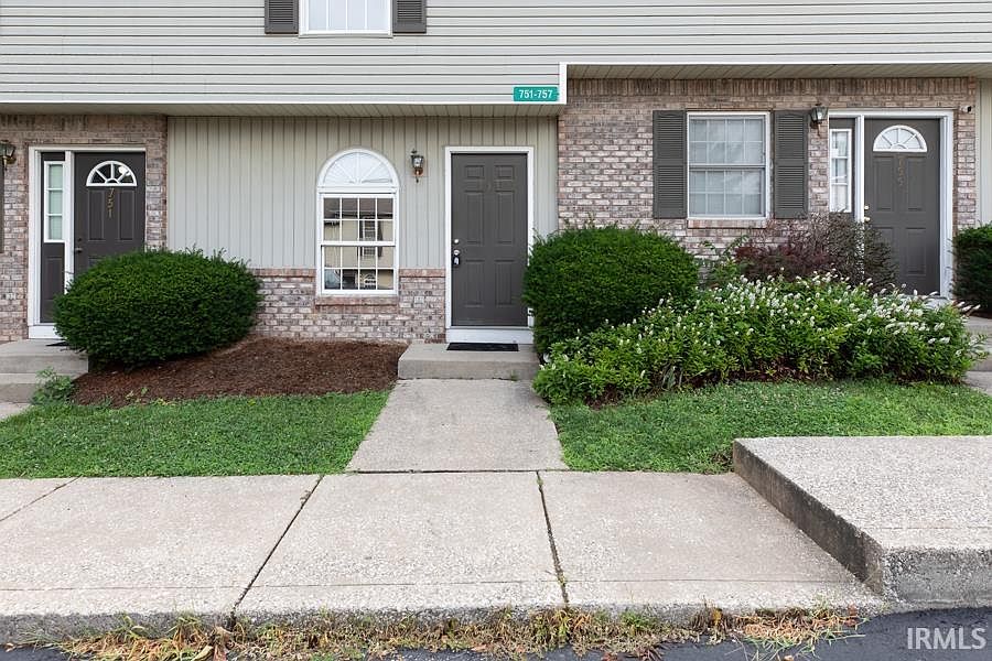 1st image of 753 E Sherwood Hills Dr