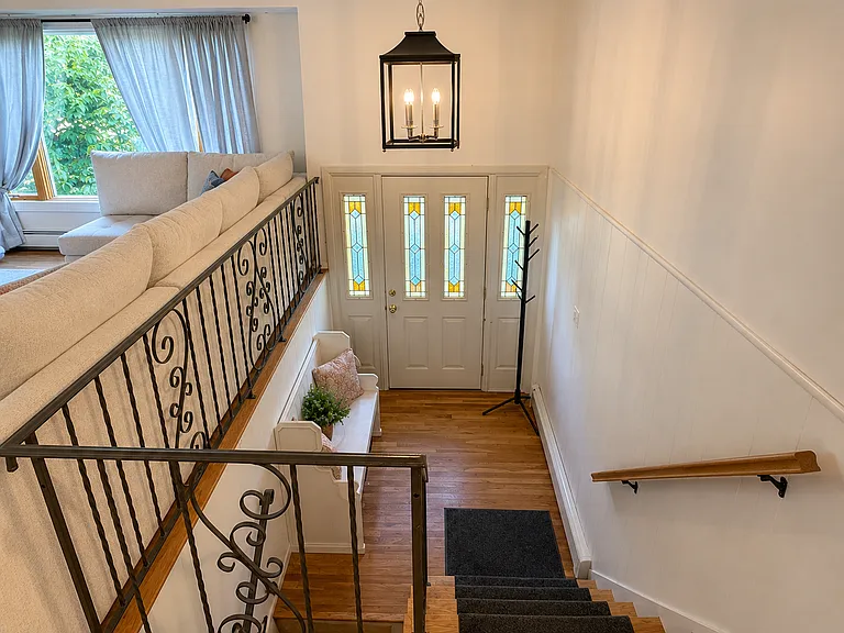 2529 Adams Ct — Photo 7