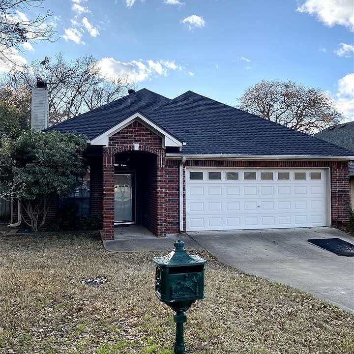 1st image of 3449 Iberville Dr