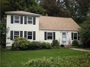214 Little Pond County Rd, Cumberland, RI 02864