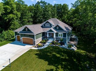 1800 Oakland Hills Ct, Springboro, OH 45066