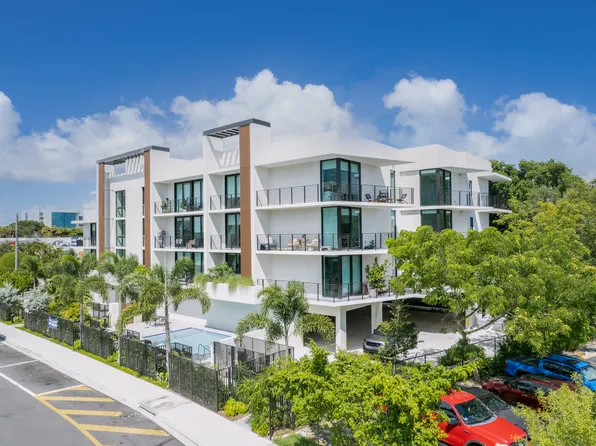 7435 SW 61st Ave #1, Miami, FL 33143
