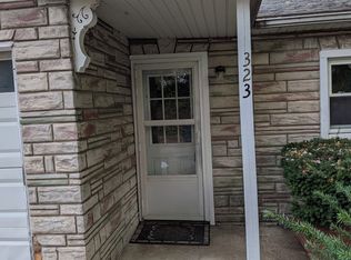 323 W Van Buren St, Belleville, IL