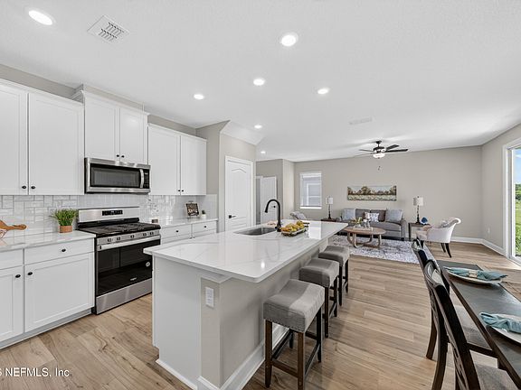 2nd image of 3957 GAREYS FERRY Way