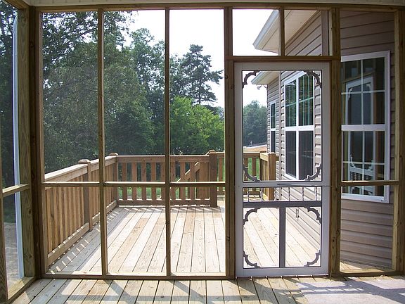 Upper Deck (Screened & Open)