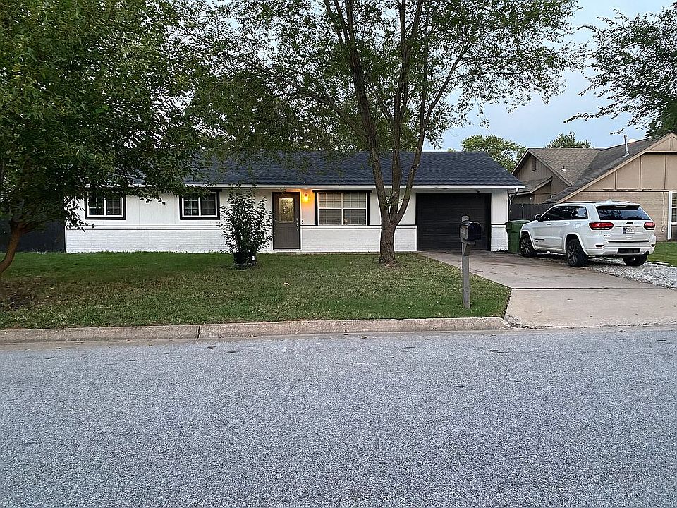 1st image of 2613 N 15th St