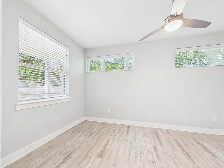 6713 Porter St #B — Photo 16