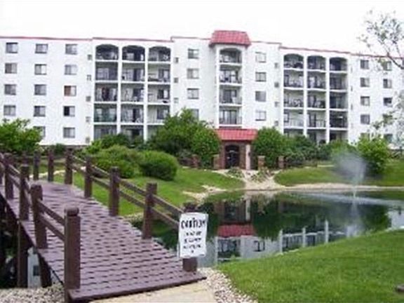 2nd image of 350 Plum Creek Dr #4121