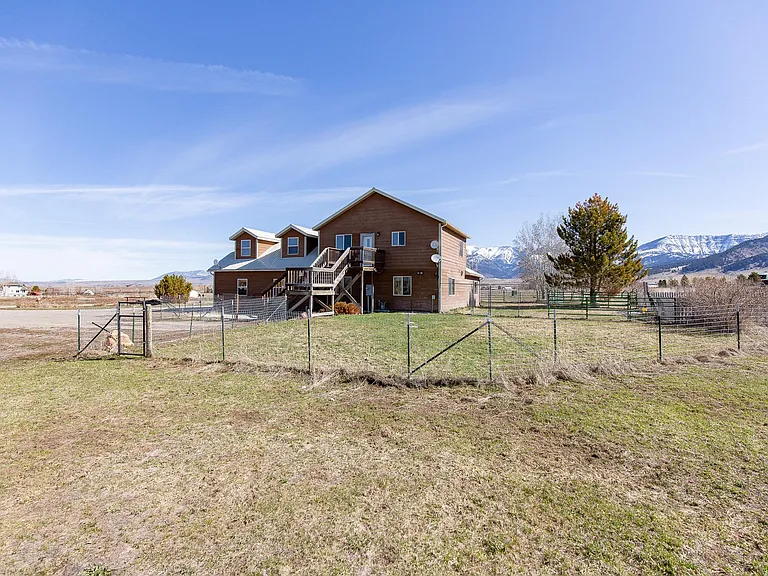 5550 Foster Ln #B — Photo 21