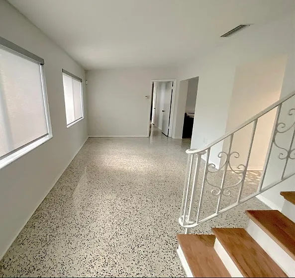 400 Miller Rd — Photo 12